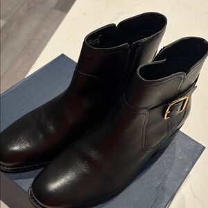 Cole Haan Womens leather  Black Boots